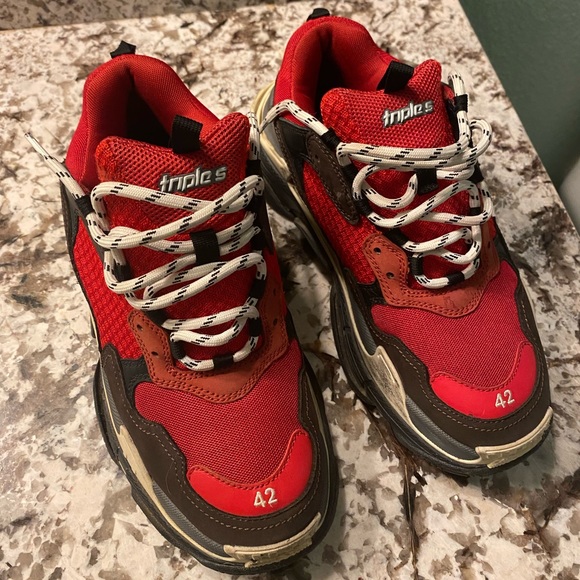 Balenciaga Triple S Black/Red